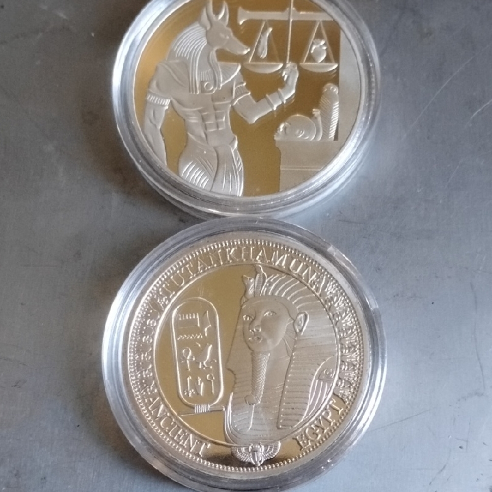 Silver Egyptian/Pyramid Themed Coin Pair (MINT Cased)